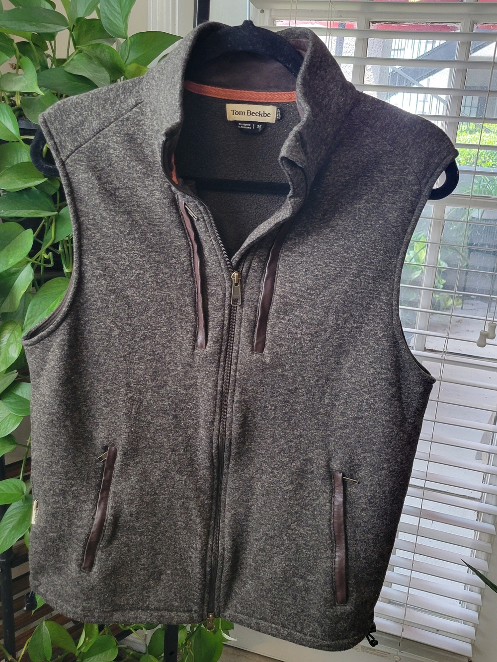 Tom Beckbe Mens Medium Heathered Brown Full Zip Vest Pockets Outdoors